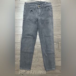 American Eagle Outfitters Cropped Jeggings size 00 regular.